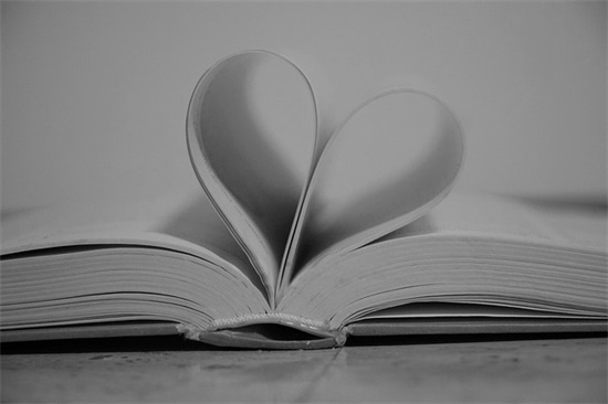 简短宁静的夜晚句子(精选35句)