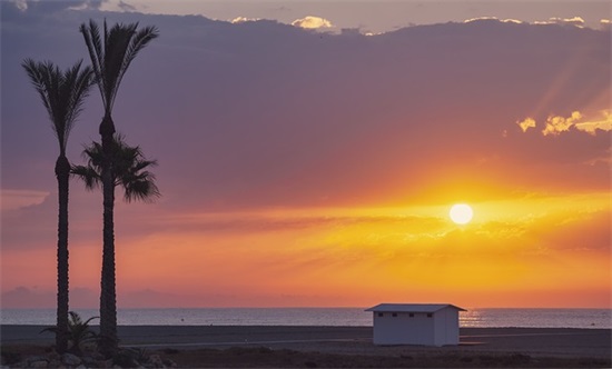 喝咖啡悠闲惬意的句子汇编 发朋友圈喝咖啡的句子