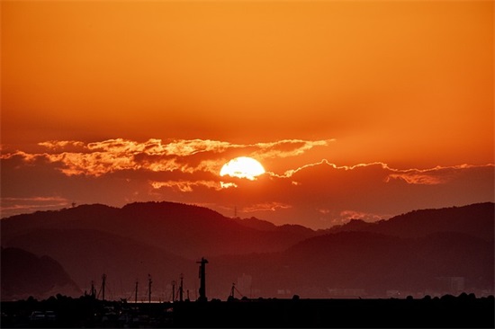 高情商夸男人优秀的句子 高情商夸男人优秀的成语