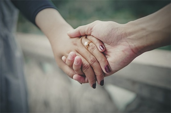 早晨问候语简短最美的句子(精选29句)