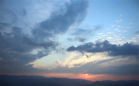 逗女孩子开心的话