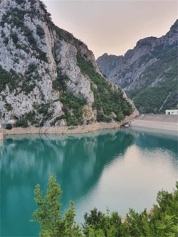 兜兜转转又回到原点说说图片