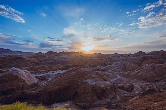 建筑装饰公司起名大全免费320个，大气简单装饰公司名字大全集