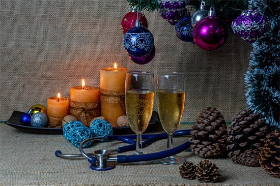 好听成熟有女人味的微信网名(共100个)