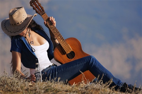 累了不想说话的句子