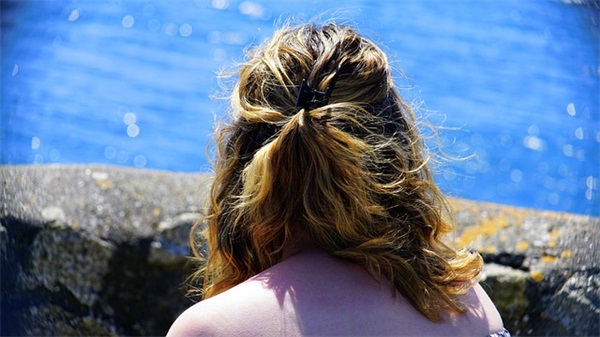 描写下雨天心情的说说127句