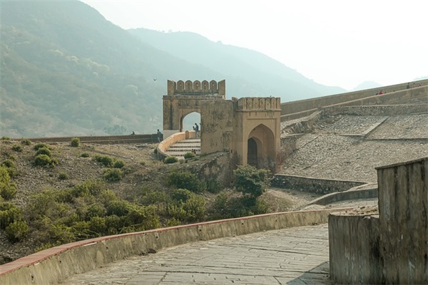 文姓干字辈起名