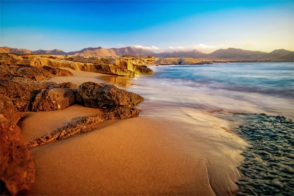 男孩起名字免费起名 2025年出生男宝取名