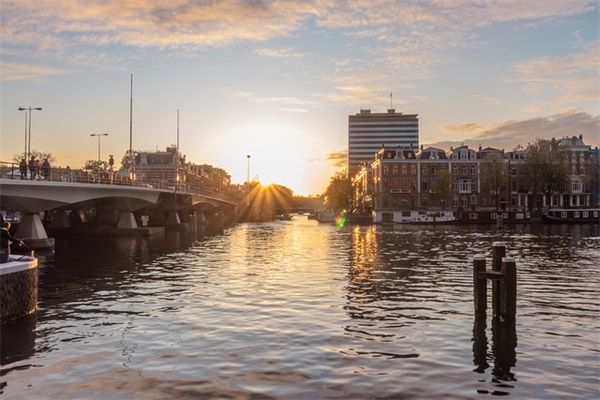 罕见好听的古风男姓名 惊艳出尘的男孩取名