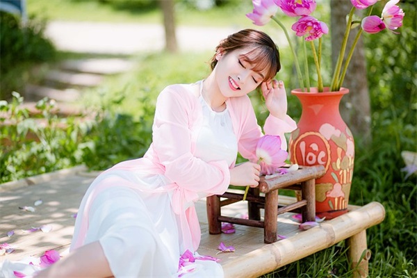 女孩起名诗经还是楚辞