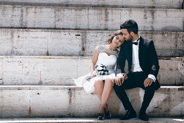 我国菜系原料的广泛性是什么？