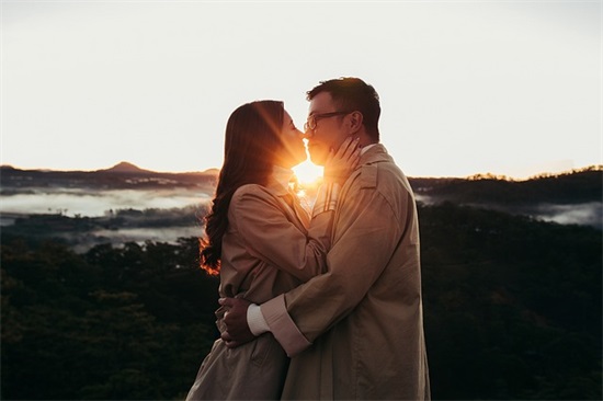 前男友结婚了要怎么高情商祝福？前男友要结婚了，我该怎么办呢？