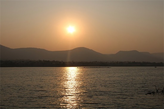 表达心情郁闷的句子98句