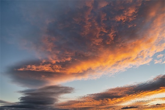 为什么台风 “卡努”路径预报调整那么大？