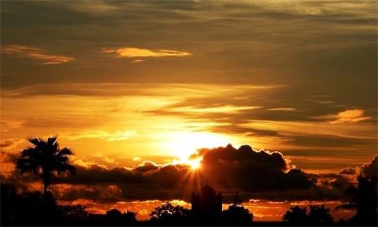 公司起名坤-电影公司起名